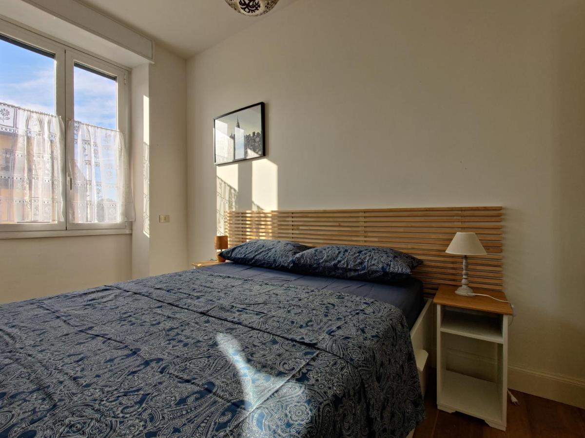 Apartamento Elegante Trilocale A Milano Exterior foto