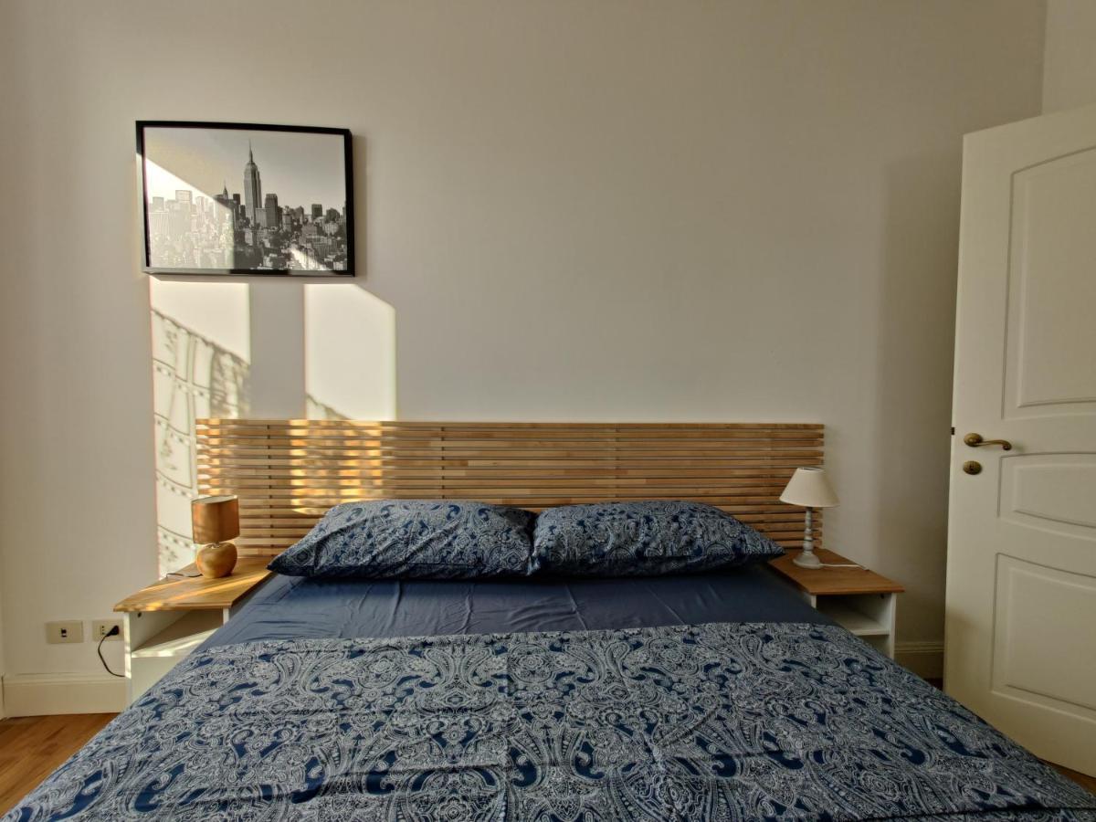 Apartamento Elegante Trilocale A Milano Exterior foto