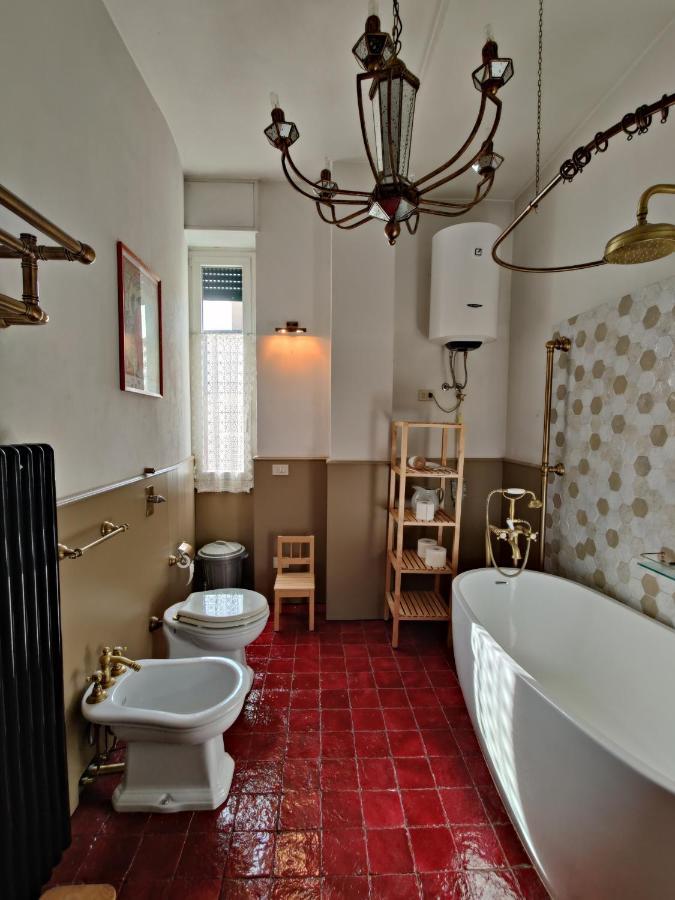 Apartamento Elegante Trilocale A Milano Exterior foto
