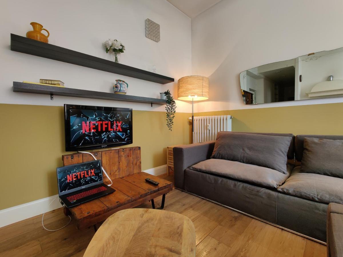 Apartamento Elegante Trilocale A Milano Exterior foto